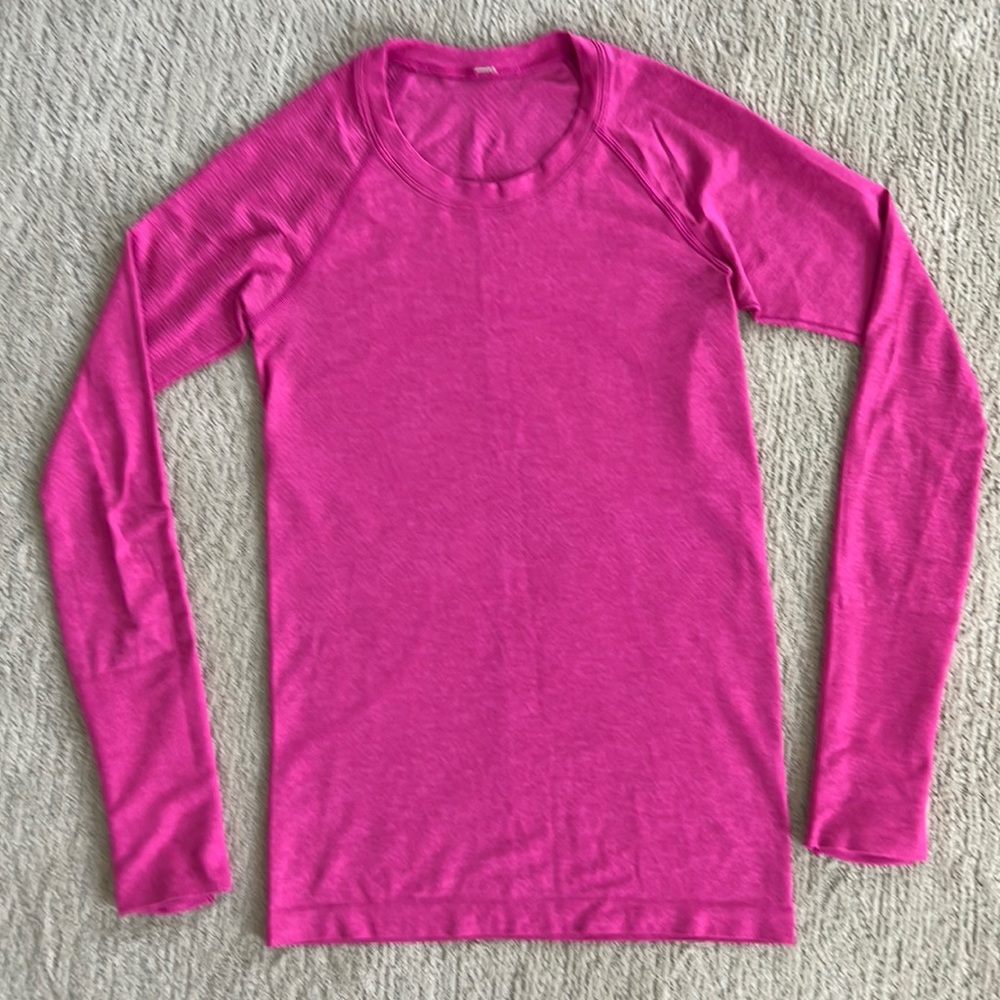 Lululemon long sleeve swiftly POW PINK!! - size 4